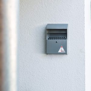 壁取り付け式灰皿