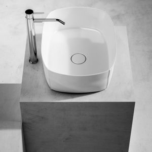 カウンタートップ型洗面器