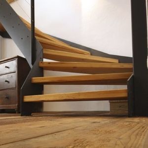 木製段