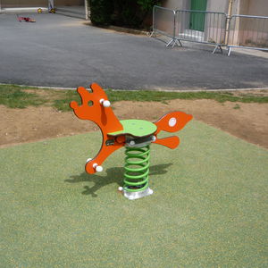 スチール製スプリング遊具 1