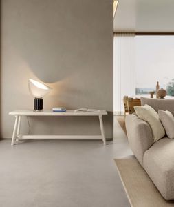 現代風サイドボードテーブル