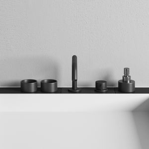 業務用ソープサーバー 1