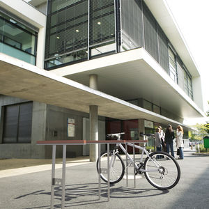 床置きバイクラック