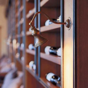 伝統的壁掛け照明 1