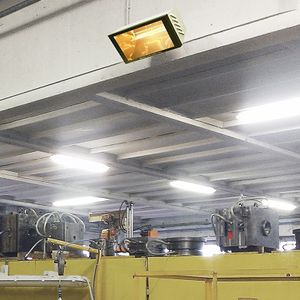 壁面赤外線ヒーター 1