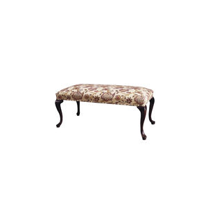 伝統的布張りベンチ 1