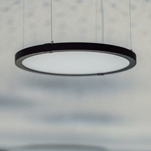 横型照明器具 1