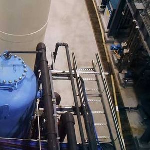 樹脂製床材