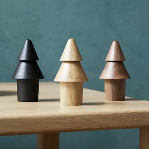 オーク材塩と胡椒入れ 1