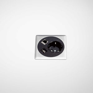 USB接続コンセント 1