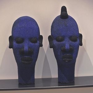 青色彫刻 - 全ての建築とデザイン製品メーカ－