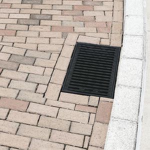 ポリマー排水口