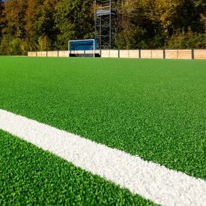 屋外用スポーツ施設用床材