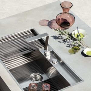 カウンタートップ混合水栓