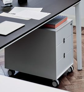 金属製オフィスユニット 1