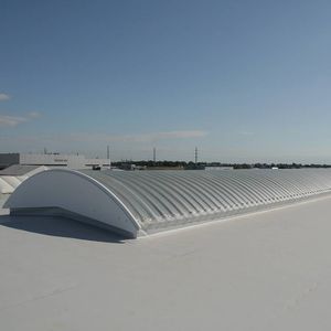 プラスチック製カバー 1