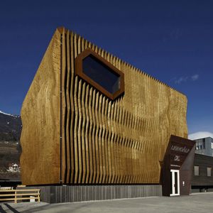 プレハブ建物 1