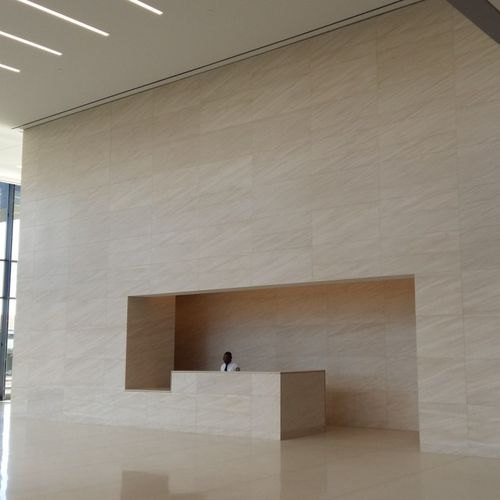 石灰岩製板石 - BRANCO DO MAR - dimpomar - Natural Stone from Portugal and Around - 床用 / 壁取り付け式 / 光沢