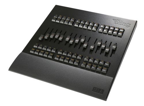 コンピューター用DMX制御器 - ON PC FADER WING - MA Lighting