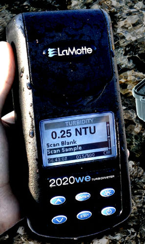 排水用濁度計 - LAMOTTE 2020 - Midwest Construction Products - ポータブル