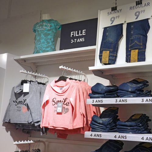 洋服用展示用ラック - FASHION & SPORTS - Gondella - 壁取り付け式 / 木製 / 金属製