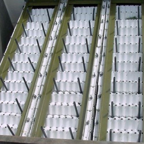 コンクリート炭化水素分離器 - VORTCLAREX® - Contech - ポリプロピレン製