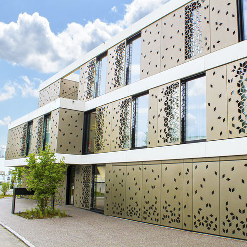 コーティングラミネートパネル - CELLON - MFH HAUSMATTEN BELLMUND - Bruag Design Factory AG - 外壁用 / 軽量 / 耐候性