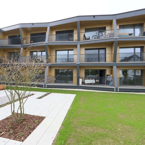 パネルサイディング - CELLON UNUS - FINKENSTRASSE KREUZLINGEN - Bruag Design Factory AG - 複合素材 / HPL / 滑らかな仕上げ