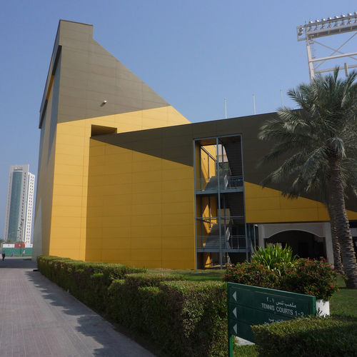 通気ファサード用サイディング - FORMBOARD TOP PINE - TENNIS STADIUM DOHA - Bruag Design Factory AG - パネル / ウッドファイバー製 / 滑らかな仕上げ