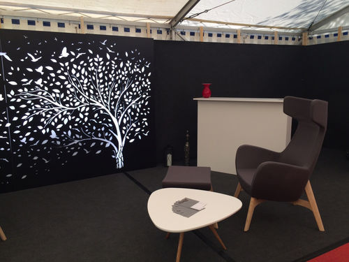 壁取り付け式装飾パネル - AGOINDESIGN, DESIGN FAIR ZURICH - Bruag Design Factory AG - MDF / テクスチャード仕上げ / 穴あき