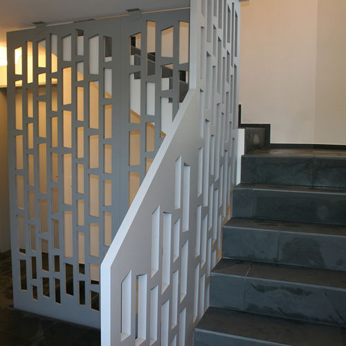 HPL手すり - ROSENBURG FRAUENFELD - Bruag Design Factory AG - MDF / パネル付き / 屋内用