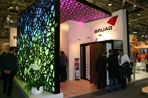 仮天井用吸音パネル - BOOTH SWISSBAU 2014 - Bruag Design Factory AG - 間仕切り用 / MDF / 長方形
