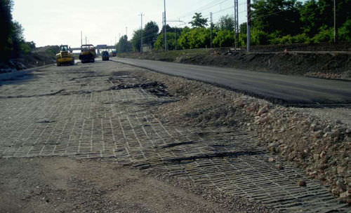 補強材ジオグリッド - PARAGRID ® PARALINK ® - BIANCHINI INGENIERO - 道路