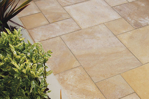 砂岩製タイル - GOLDEN BUFF - classical natural Stone - ブラッシング仕上げ / 屋外用 / 地面用