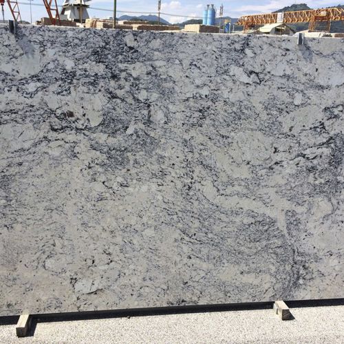 花崗岩製板石 - WHITE ICE - WALL GRANITE SERVICE SRL - 床用 / ブラッシング仕上げ / グレー