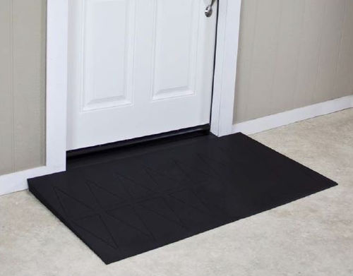 再生ゴム製傾斜路 - SAFERESIDENTIAL™ WHEELCHAIR - SafePath Products - 移動困難者用