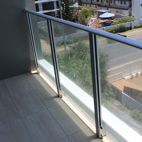 アルミニウム手すり - 54 SERIES - Clear glass - ガラスパネル型 / 屋外用 / バルコニー用