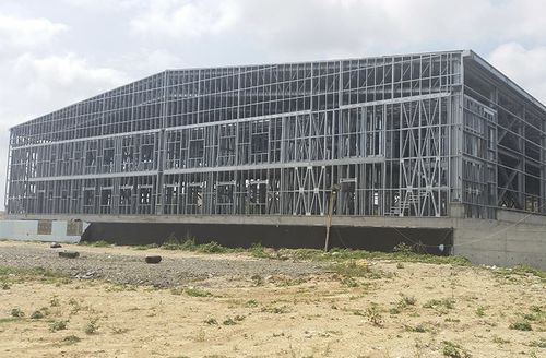 プレキャスト倉庫 - ISTANBUL UNIVERSITY AVCILAR CAMPUS LOGISTICAL STORAGE UNIT - APEC Smart Steel Structures - 溶融亜鉛メッキ鋼製