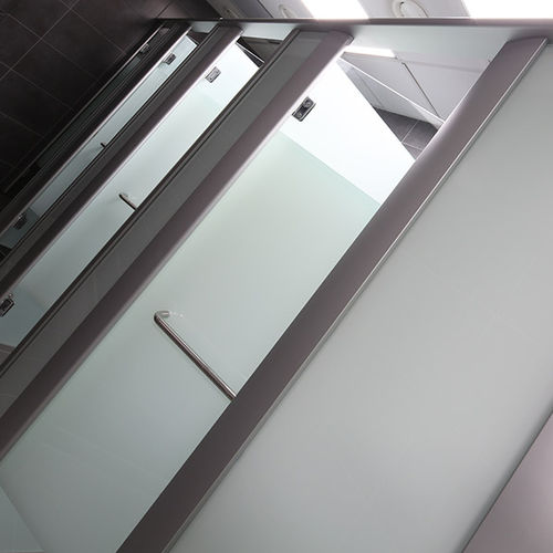 ガラス製トイレ用キュ－ビクル - MEZZO AQUA - Washroom Washroom Limited - シャワー用 / 公共施設用