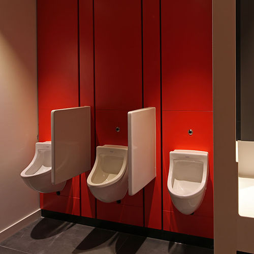 壁取り付け式羽目板 - LAMINATE DUCTING - Washroom Washroom Limited - PVC / マット