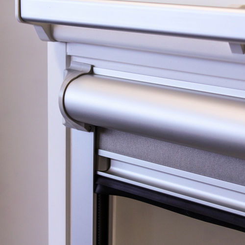 ローラースクリーン - VELUX® - Bloc Blinds - 天窓用 / 布製 / 電動式