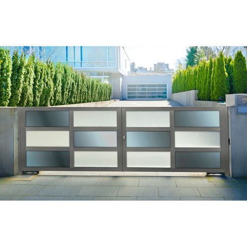 ヒンジ付きゲート - MODERN: M700 - Style Doors S.A. - スライド式 / アルマイト処理されたアルミ製 / 複合素材
