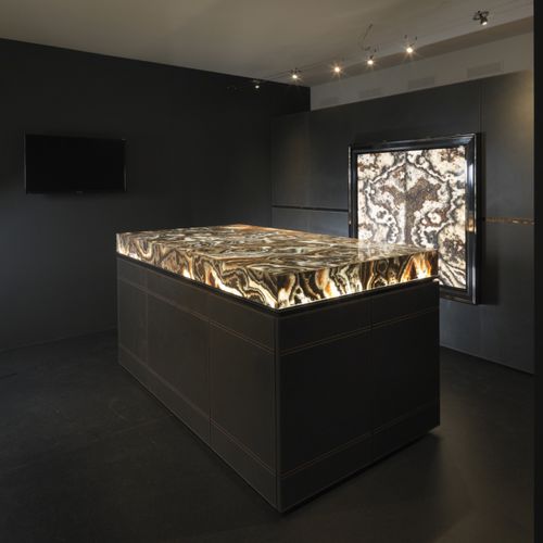 突板収納用ドア - CORAL BLACK LIVING AREA - Elite Stone - 間仕切り / ガラス不使用 / 両開き扉