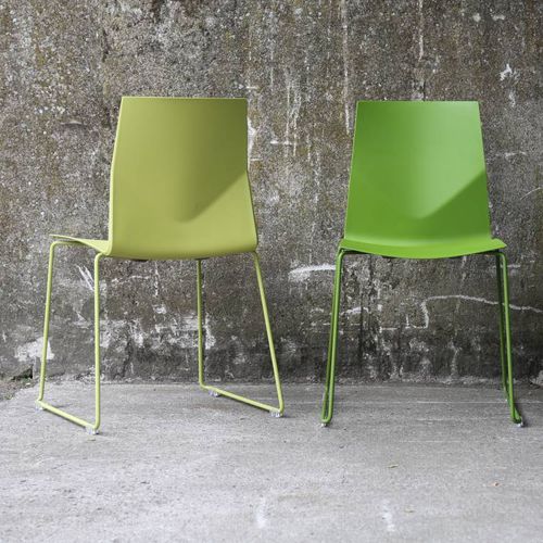 布製講堂用椅子 - FOUR®CAST2 LINE - Ocee Design - 布張り / 人間工学デザイン / 積み重ね式