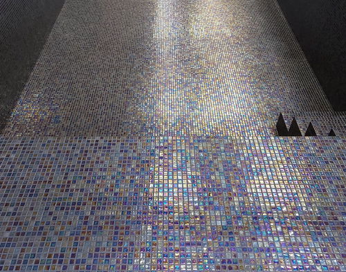 ウォールプール - 10 x 4 M - Tilestone Pools one piece tiled pools - ワンピース / 自立型 / プレハブ