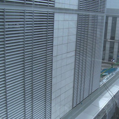 アルミニウムブリーズ・ソレイユ - M-City Aluminum Co., Ltd. - 外壁用 / 横型 / 方向調節可能