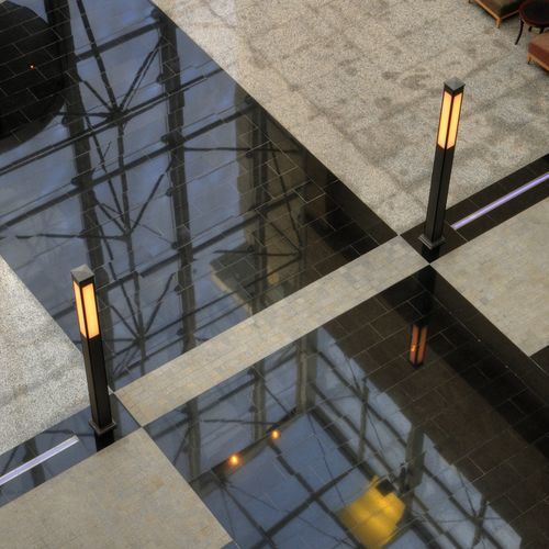 現代風発光カラム - SQ-MILLENIUM - BSI LIGHTING TECHNOLOGIES INC. - ステンレススチール製 / 鋳造アルミニウム製 / PMMA