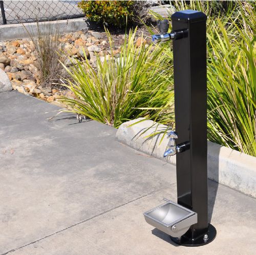 屋外用給水機 - PF400 - Urban Fountains and Furniture - 金属製 / 公共スぺース用 / 学校用