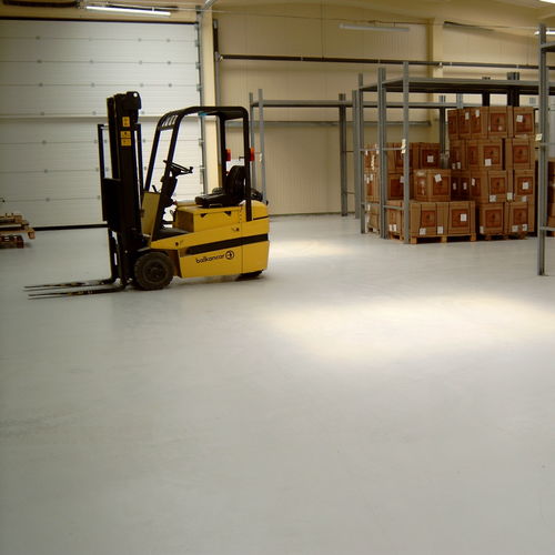 エポキシ樹脂床材 - POLEPOX FLOOR 817 - KDF - Sports Flooring Production - 屋内用 / 産業用 / その他のフォｰマット