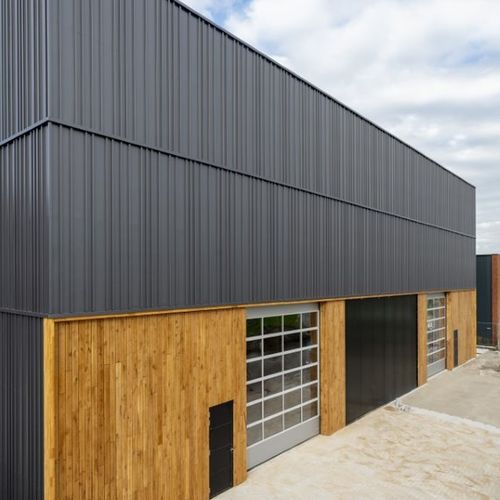 パネルサイディング - HAIREXCEL® - ArcelorMittal Building Solutions - スチール製 / 溶融亜鉛メッキ鋼製 / ポリウレタン被覆